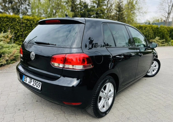 Volkswagen Golf cena 26900 przebieg: 152000, rok produkcji 2012 z Garwolin małe 379